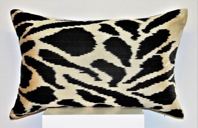 Tigre Silk Ikat Cushion